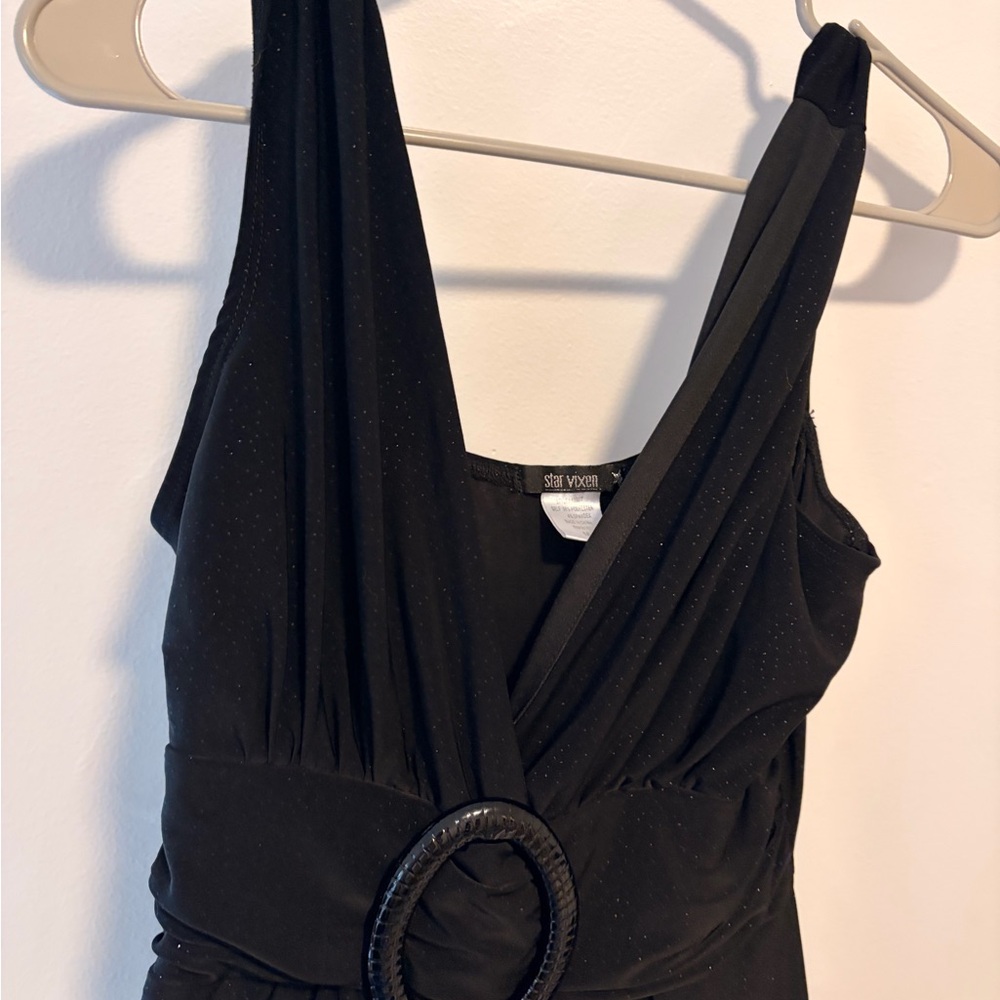 Star Vixen Black One-Shoulder V-Neck Belted Dress